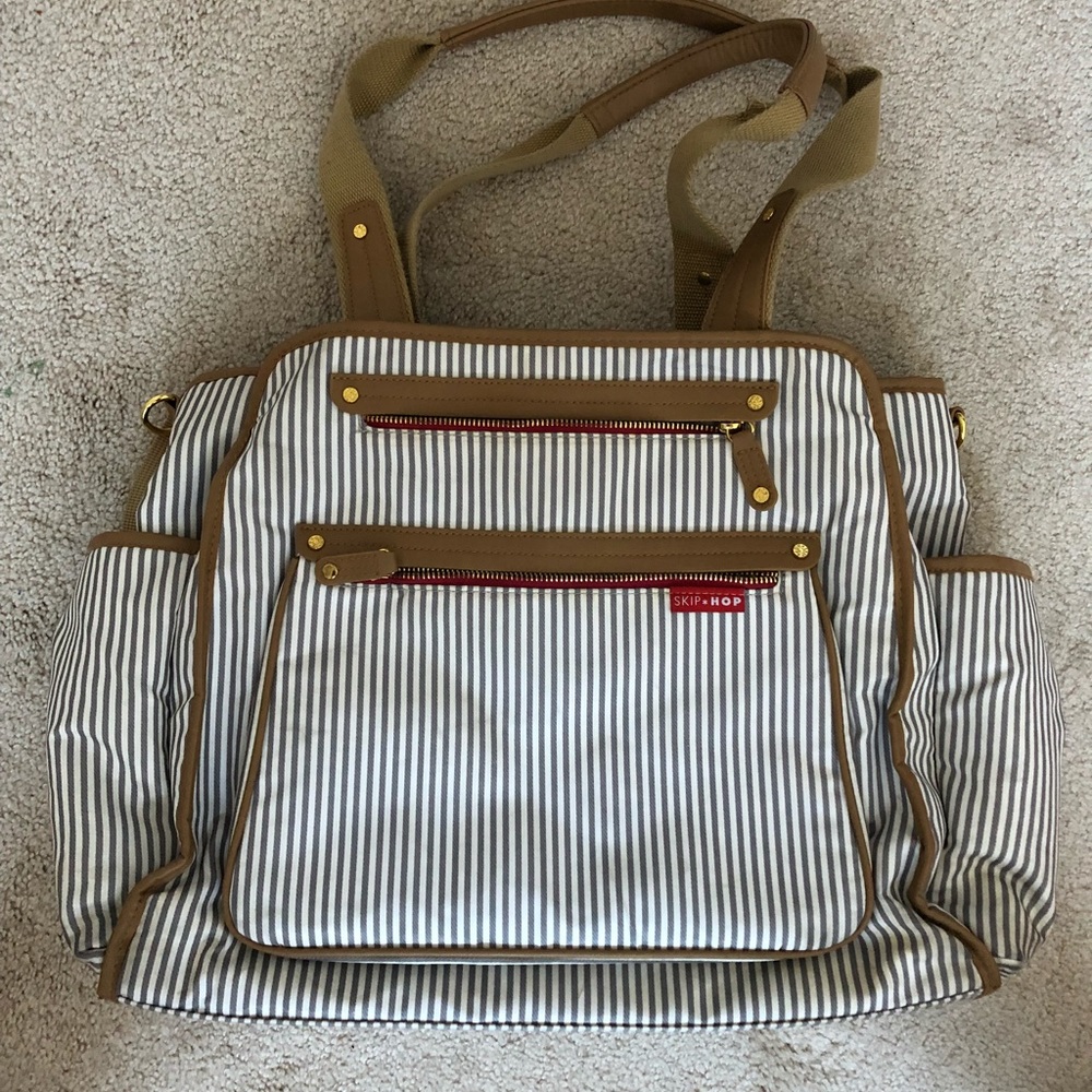 Skip hop grand central diaper bag